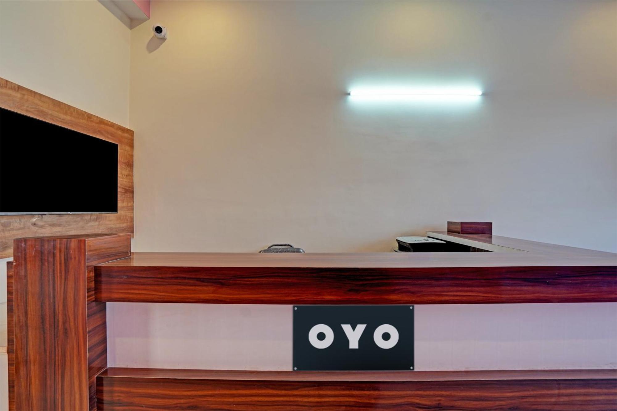 Hotel O Surya Mahal Джайпур Екстериор снимка