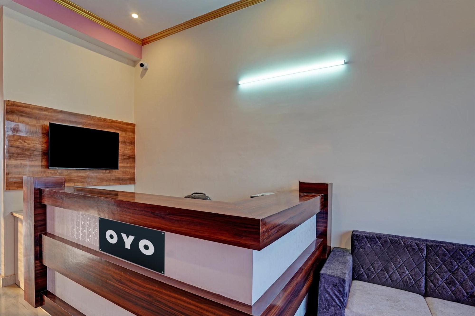 Hotel O Surya Mahal Джайпур Екстериор снимка